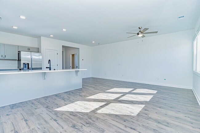 Foto del edificio - 1435 Darrowby Wy