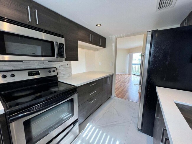 Foto del edificio - 1900 N Congress Ave