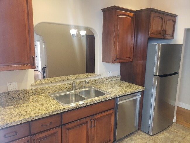 Remodeled Granite Kitchen - 6211 Orange St