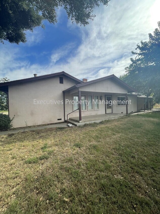Primary Photo - For Rent || 14621 South Ave Delhi, CA