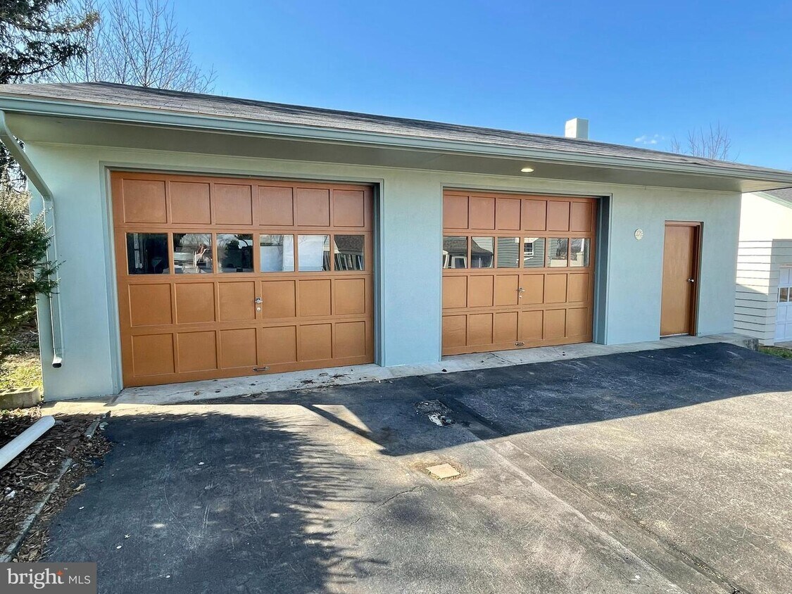 Foto principal - 241 Fort Loudon Rd