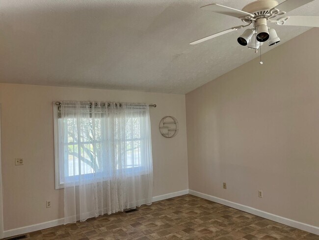 Building Photo - WEST LAFAYETTE SCHOOLS