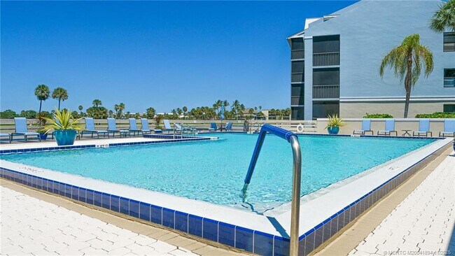 Foto del edificio - 40 NE Plantation Rd