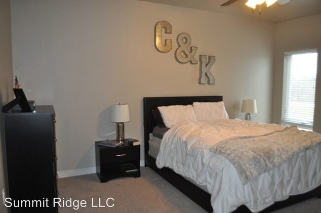 Foto del edificio - 3420 East Brook Street