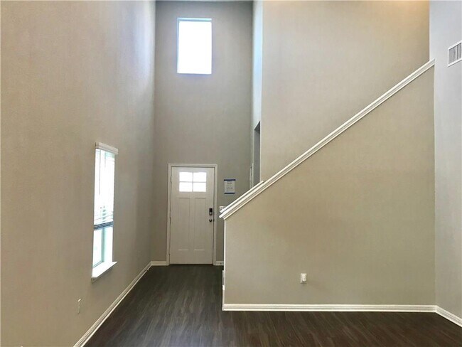 Foto del edificio - 1121 Fairhaven Gtwy