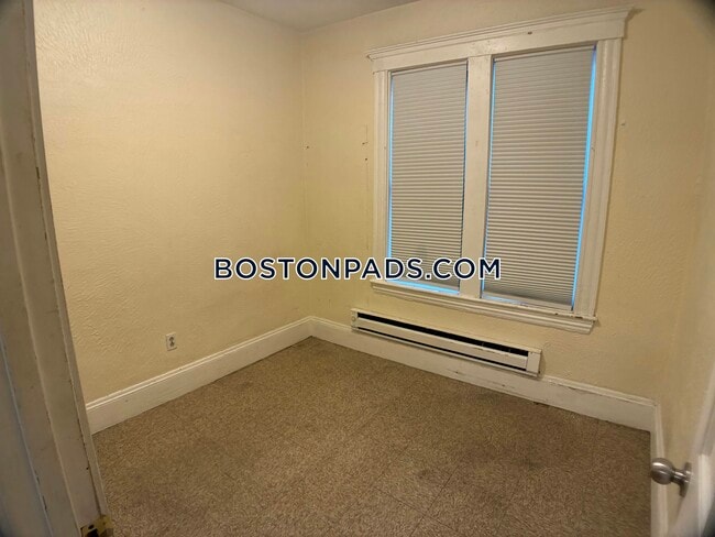 Foto del edificio - 739 Parker St