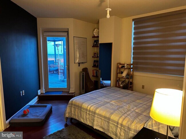 Foto del edificio - 11760 Sunrise Valley Dr