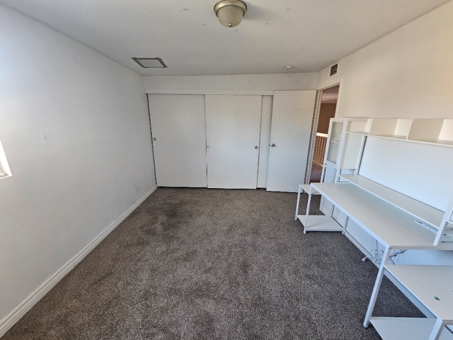 Building Photo - 7216 Enterprise Dr