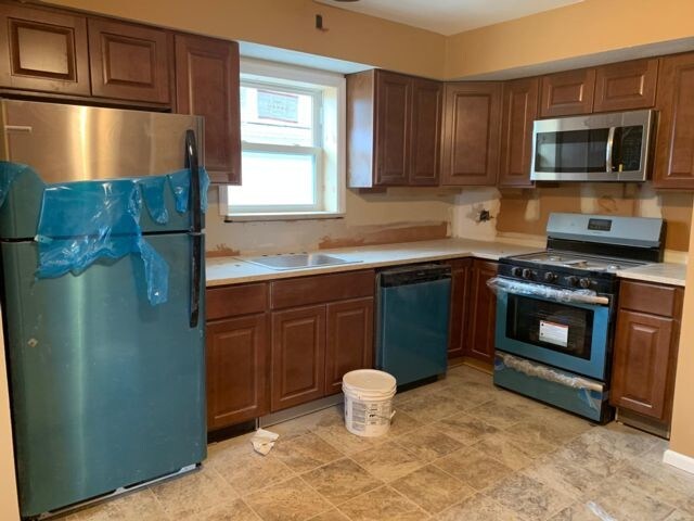 Foto del edificio - 237 Beach 122nd St