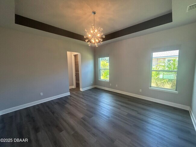 Foto del edificio - 876 Creekwood Dr