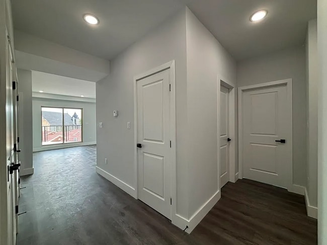 Foto del edificio - 675 N 41st St