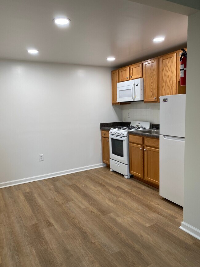 Foto del edificio - Riveredge Square Apartments