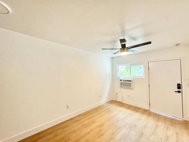 Foto del edificio - 3522 Bellevue Ave