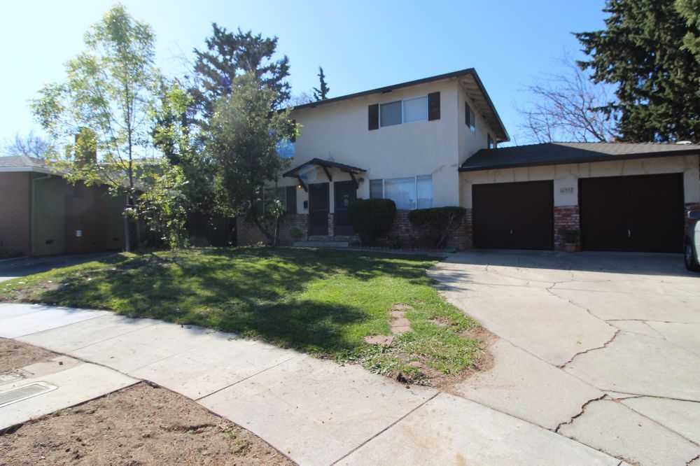 Primary Photo - 10357 Greenwood Ct