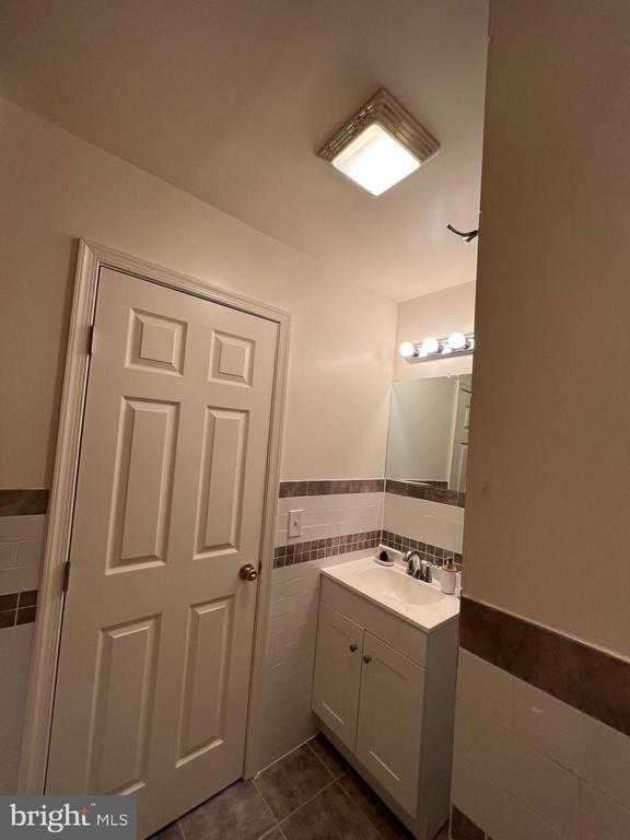 Foto del edificio - 623 Columbia Ave