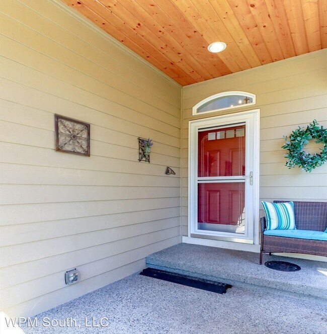 Building Photo - 4 br, 2.5 bath House - 27426 238th Pl SE