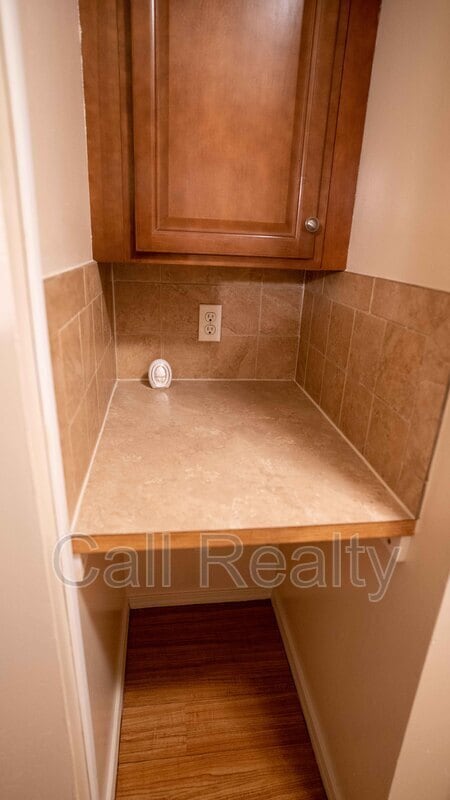 Foto del edificio - 5223 N Crestline St