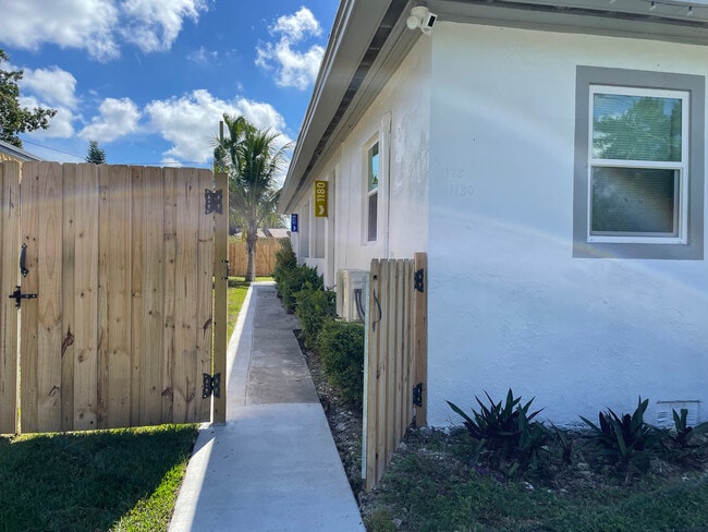 Photo - 1180 NE 112th St (Miami, FL) Apartments