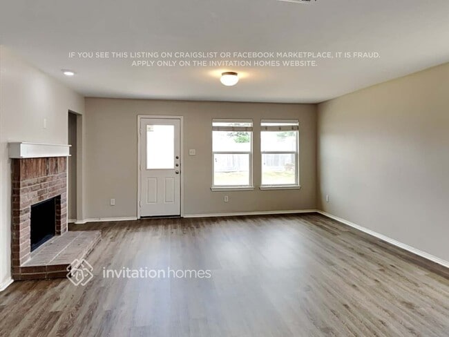 Foto del edificio - 602 Azalea Dr