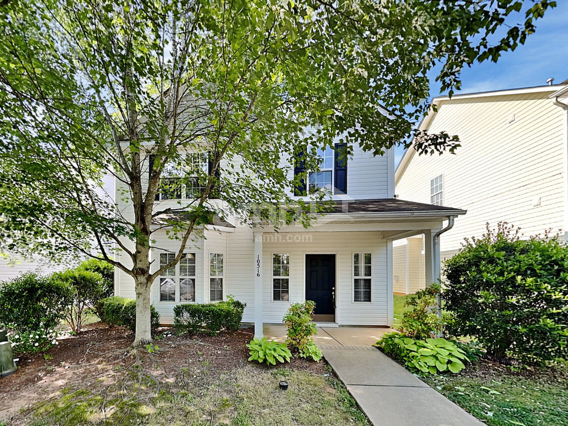 Primary Photo - 10516 Meadow Crossing Ln