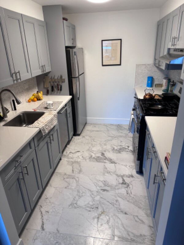 Foto del edificio - 142 Richards St