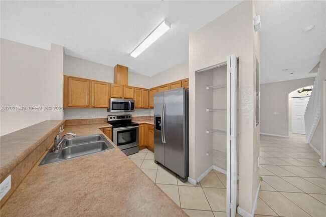 Building Photo - 12010 SW 268th St