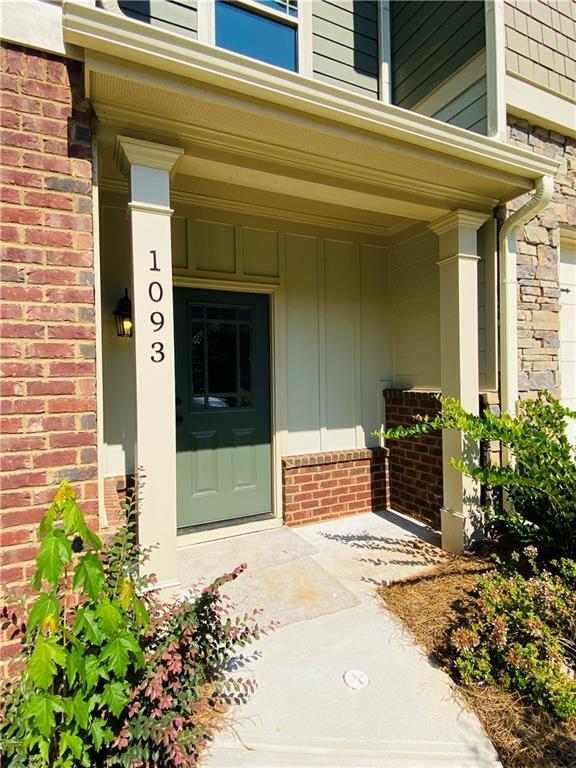 Foto del edificio - 1093 N Village Dr