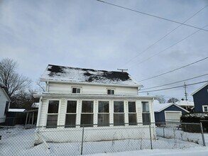 Building Photo - 2644 4th St