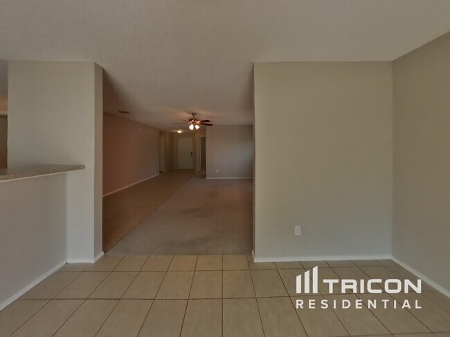 Foto del edificio - 304 Blairwood Dr