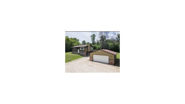 Building Photo - 1396 Military Rd