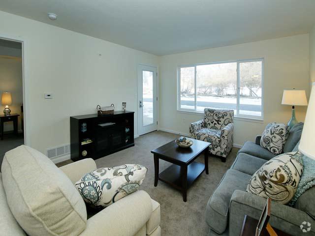 Interior Photo - Centre Meadows
