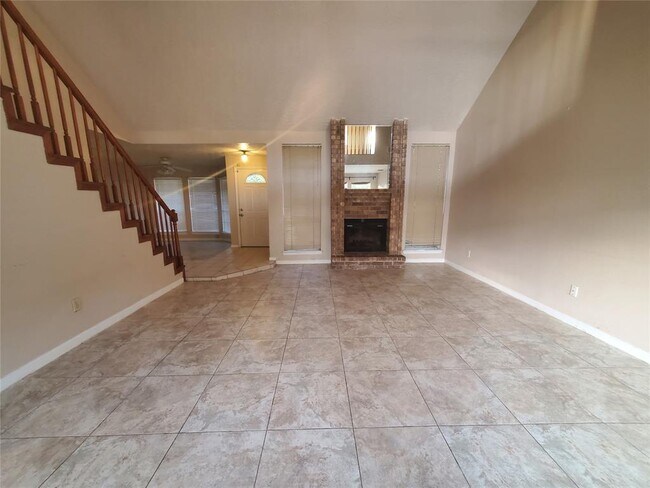 Building Photo - 3322 Kempwood Dr