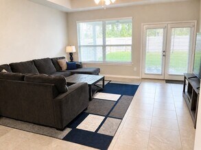 Building Photo - 12646 Barclay Ter Dr