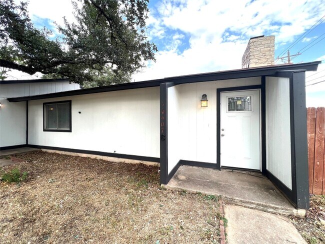 Foto del edificio - 10407 Burmaster Ln