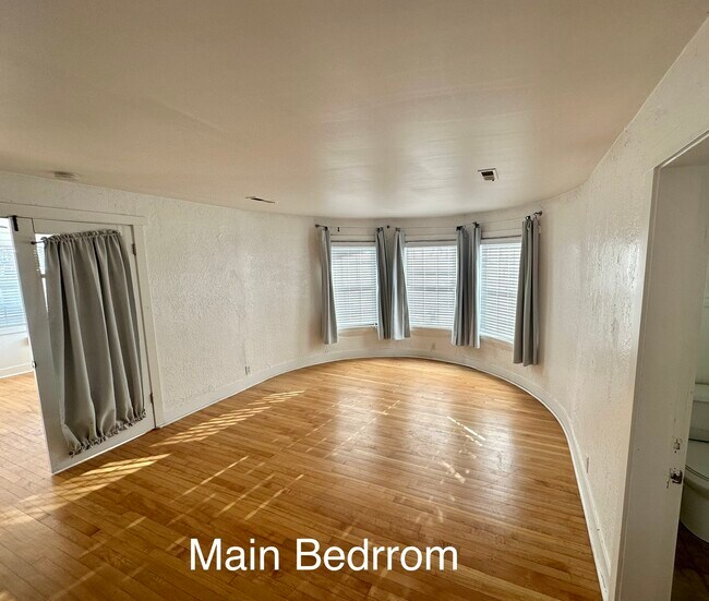 Building Photo - 795 Orchard Dr
