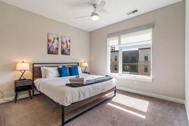 Building Photo - 530 Massachusetts Ave