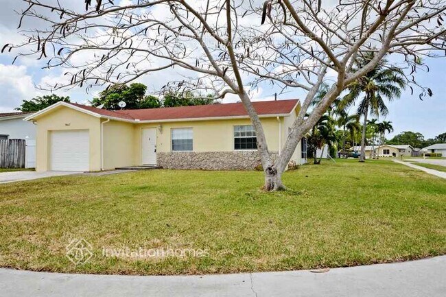 Foto del edificio - 9667 SW 3rd St