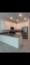 Building Photo - 7524 Stone Crk Trl