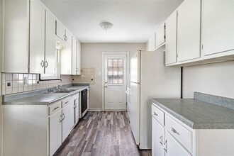 Building Photo - 3001 Rust Ave