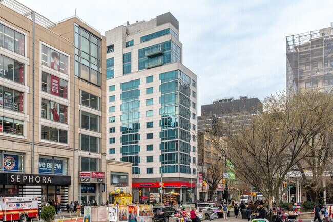 Foto del edificio - 8 Union Square South