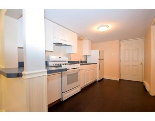 Building Photo - 8 Lheureux Cir