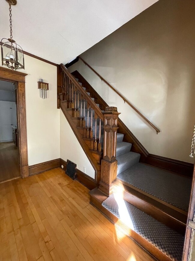 Building Photo - Beautiful Single family home In NE, Availa...