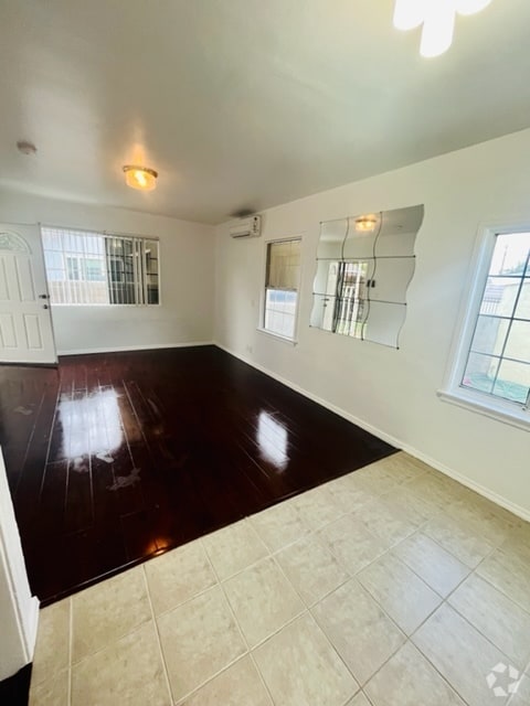 Building Photo - 6725 Vineland Ave
