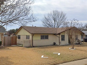 Building Photo - 1126 Intervale Dr