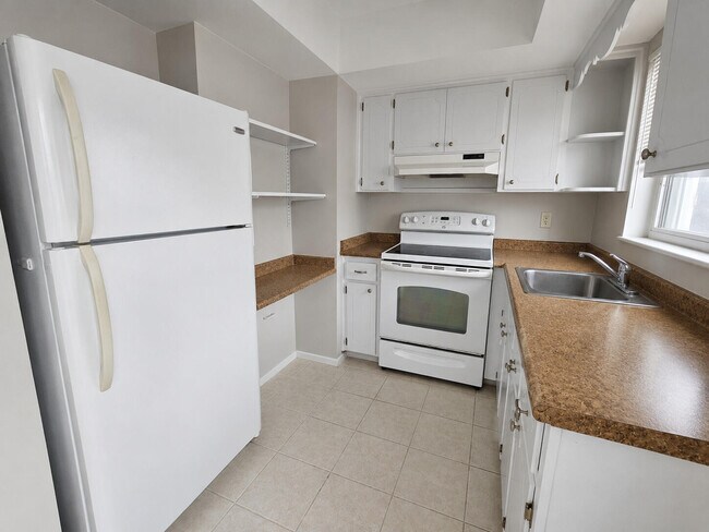 Foto del edificio - 2120 NE 41st St