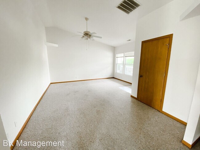 Building Photo - 2 br, 2 bath House - 2367 Edison Drive