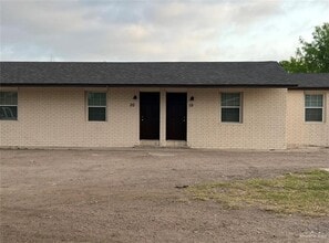 Building Photo - 5 S 17th Dr