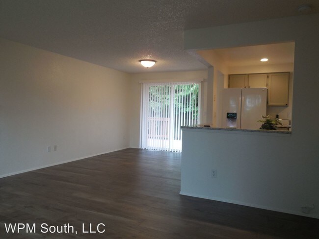 Building Photo - 3 br, 2.5 bath House - 12127 SE 217th Pl