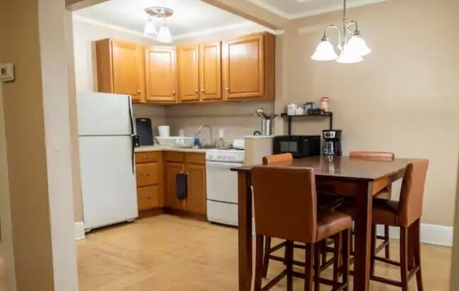 Foto del edificio - 5171 N Elkhart Ave