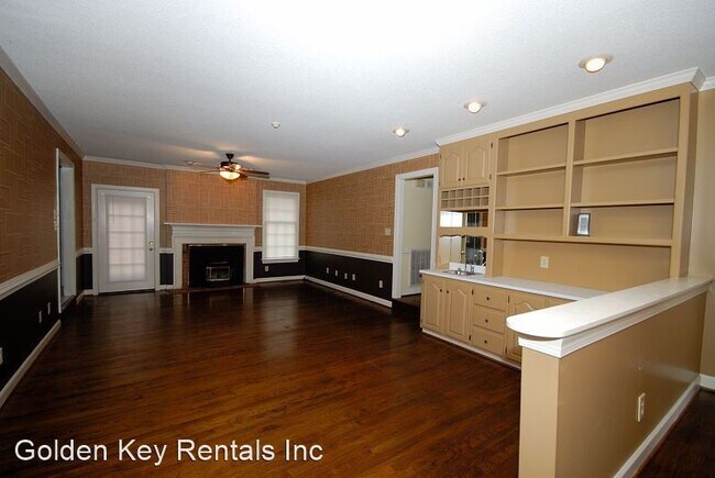 Building Photo - 3 br, 2 bath House - 220 Glenwood Trail *AHS*